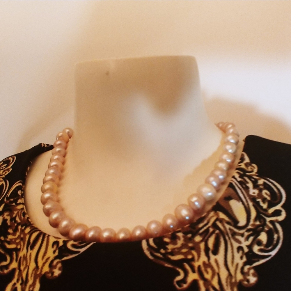 Artificial pearl necklace and bracelet